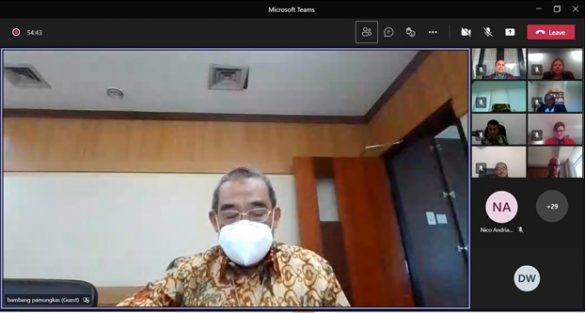 Tortama III, Bambang Pamungkas saat memberikan paparan dalam Senior Management Dialogue pada Jumat, 30 Juli 2011 secara virtual.